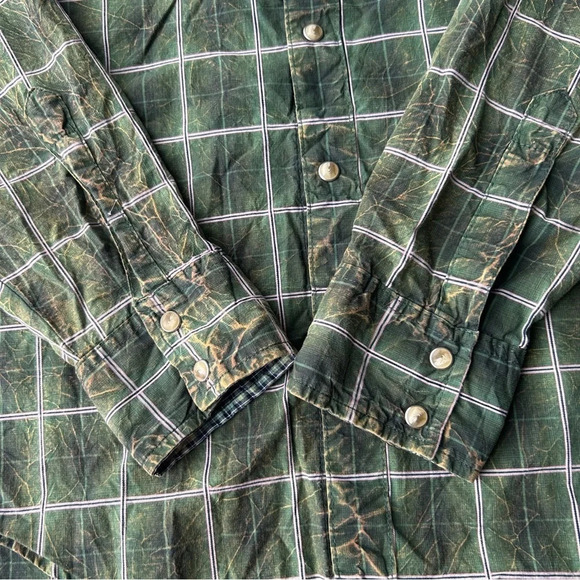 Twenty X Cotton Plaid Distressed Button Down Western Shirt - Picture 9 of 14